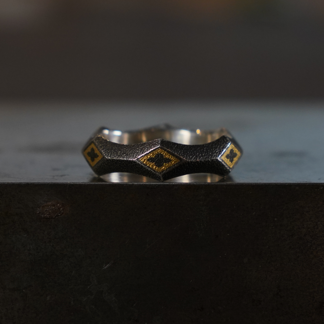 gilt carbon hammerscale voider