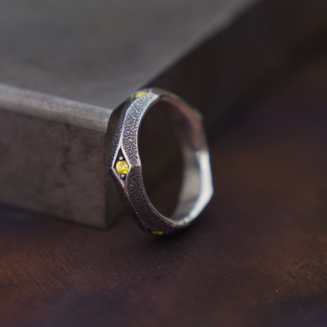 utra-garnet seer ring